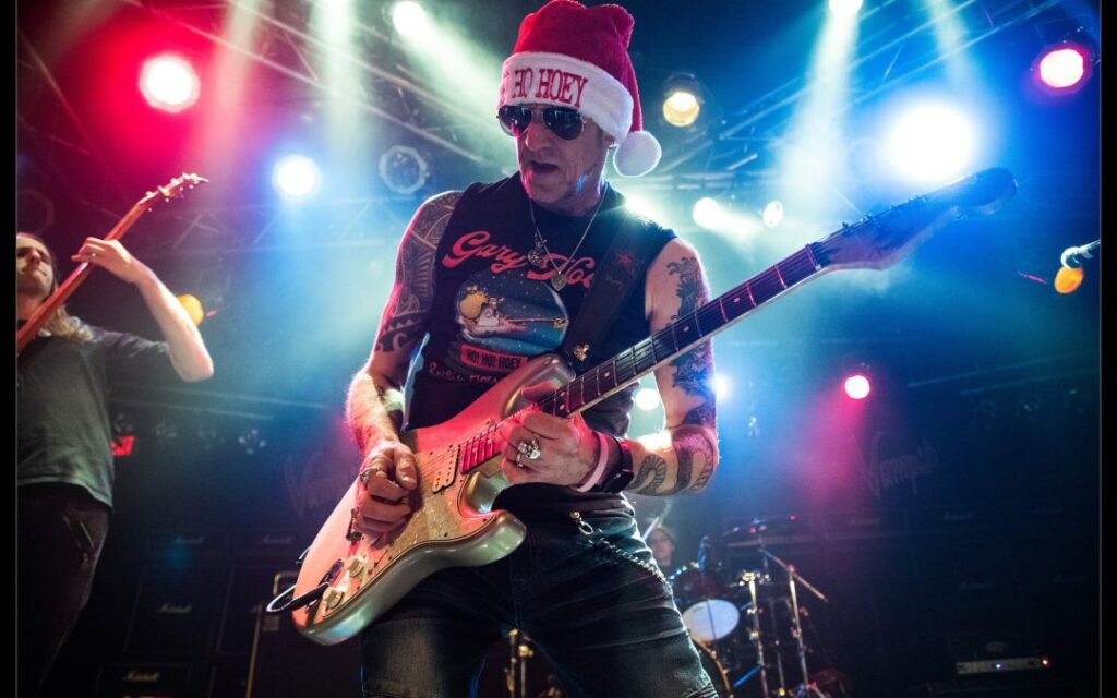GARY HOEY ~ HO! HO! HOEY’S ROCKIN HOLIDAY TOUR